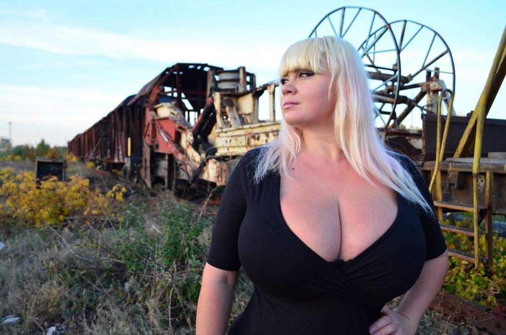 Ukrainians with large