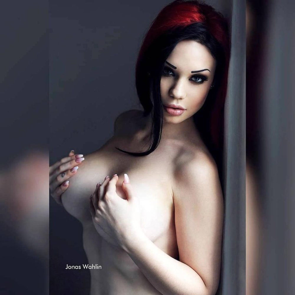 Starfucked nipples