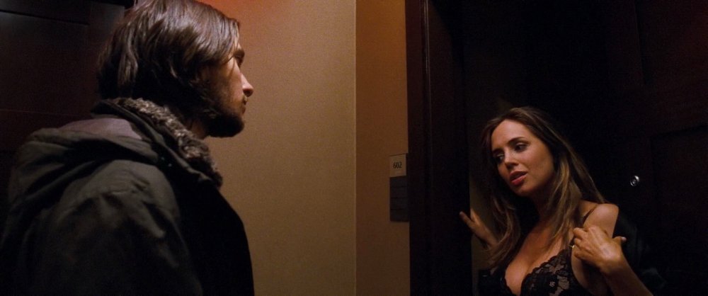 Eliza Dushka in a swimsuit 2020