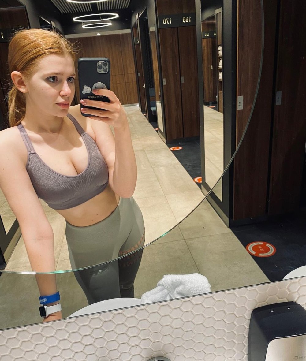 Nastya Ukolova Maxim