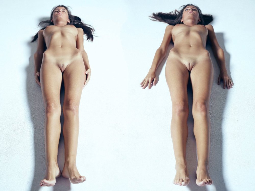 Girls with a narrow waist nude