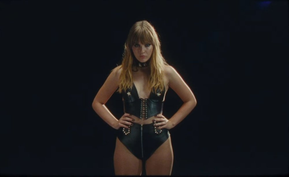 Nessa Barrett and copper