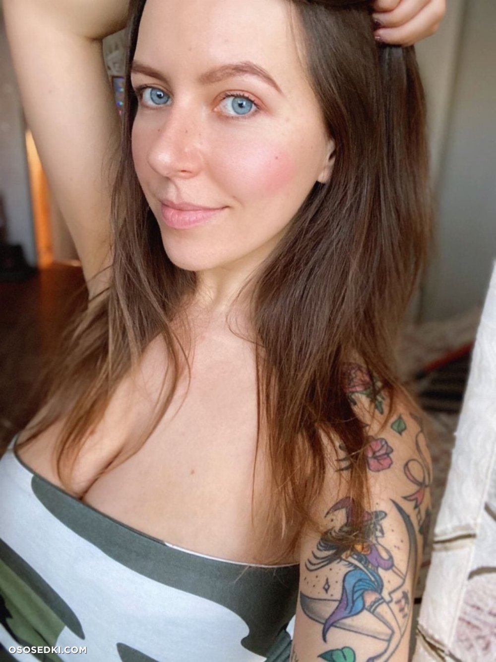 Anna Ioannova (Anna Ioannova) Muse143