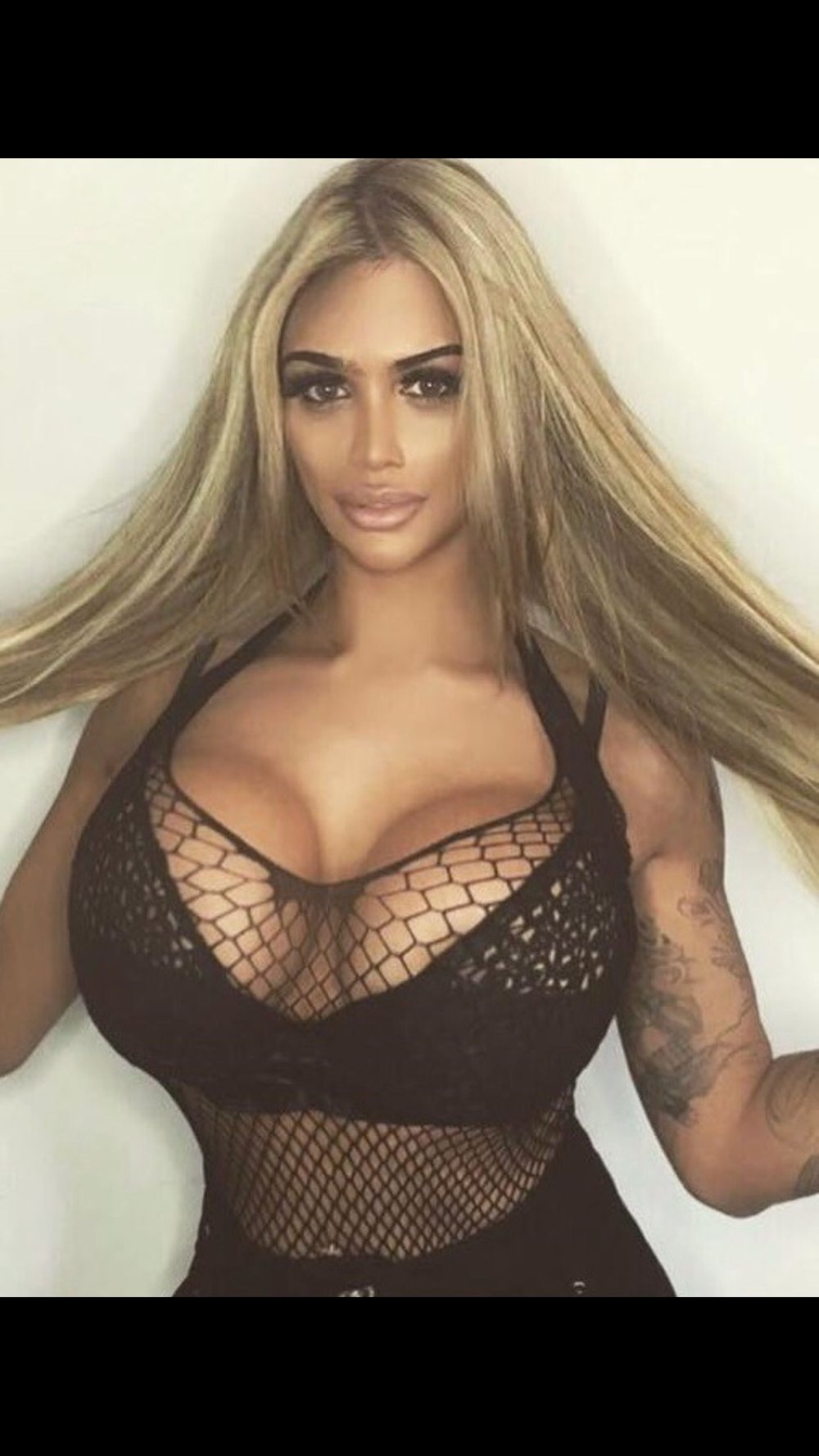 Nicky Valentina Rose