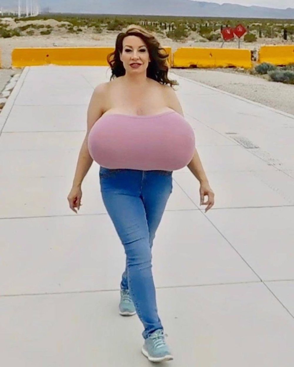 CHALSI Tits Cherms in 2019