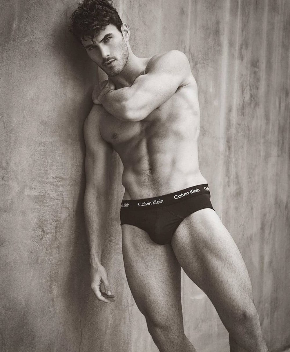 Briffs for sexy guys