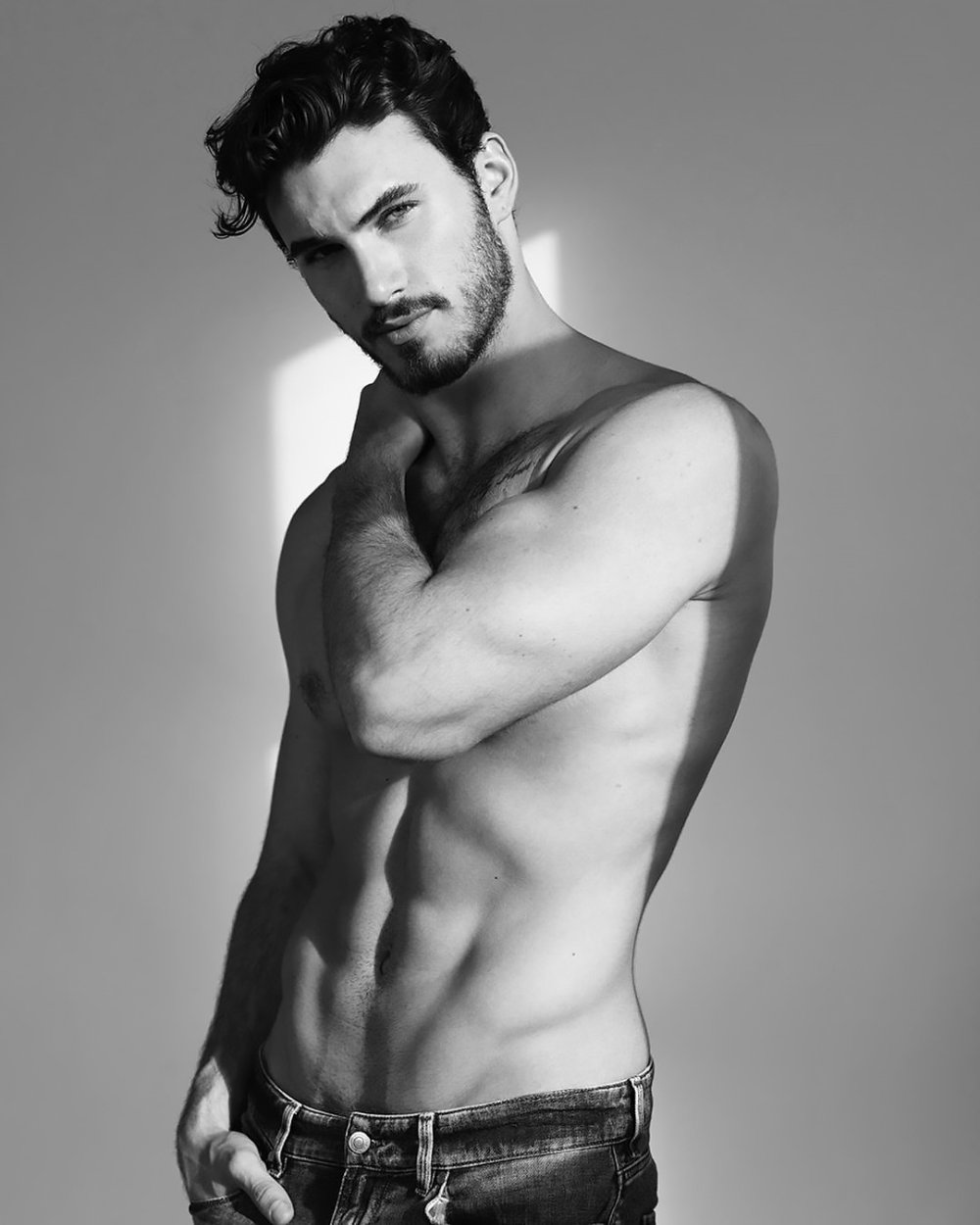 Michael Yerger Model Onlifangs