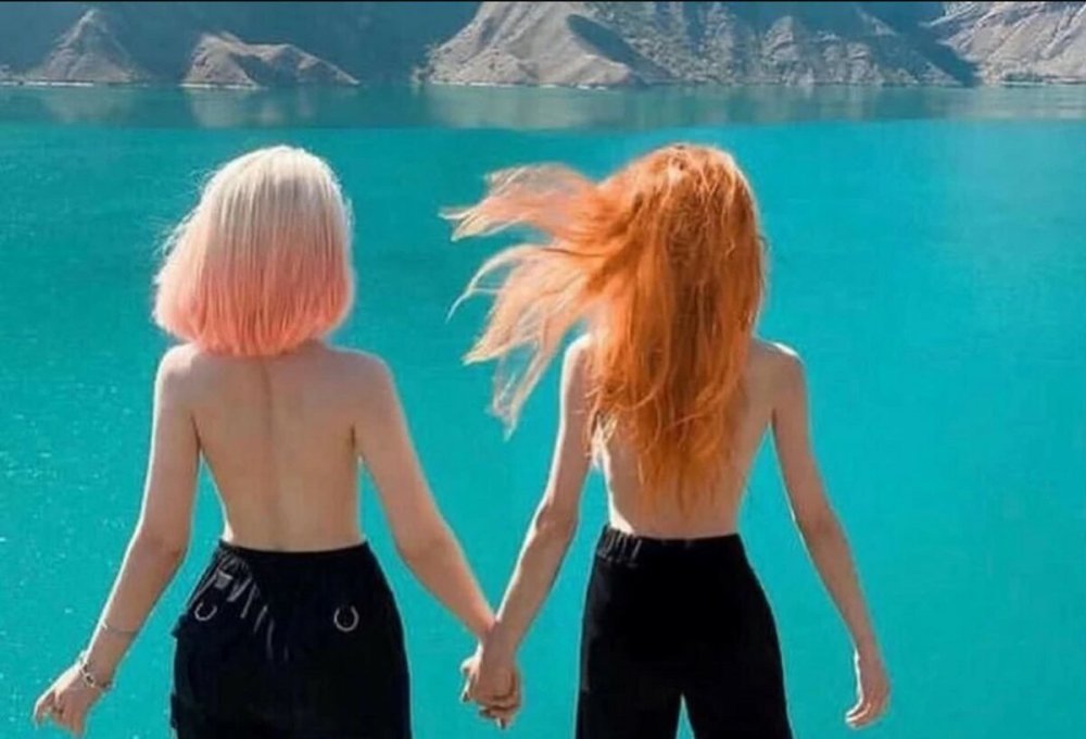 Girls Tourists in Dagestan