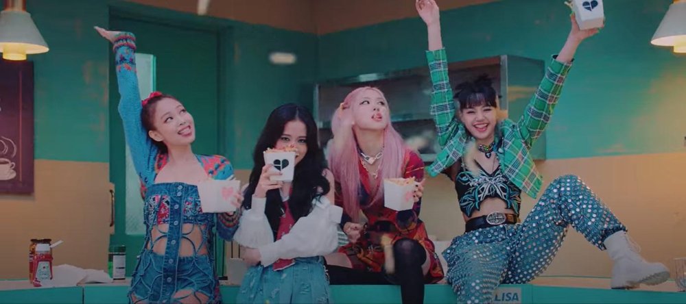 Rose Black Pink Lovesick Girls