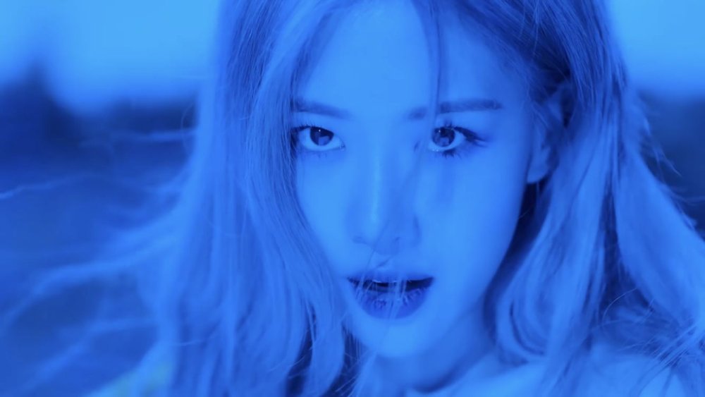 Rose from Black Pink Kil ZIS Love