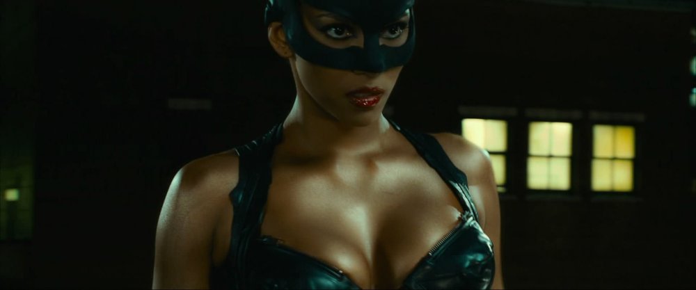 Holly Berry in 007 bed stage