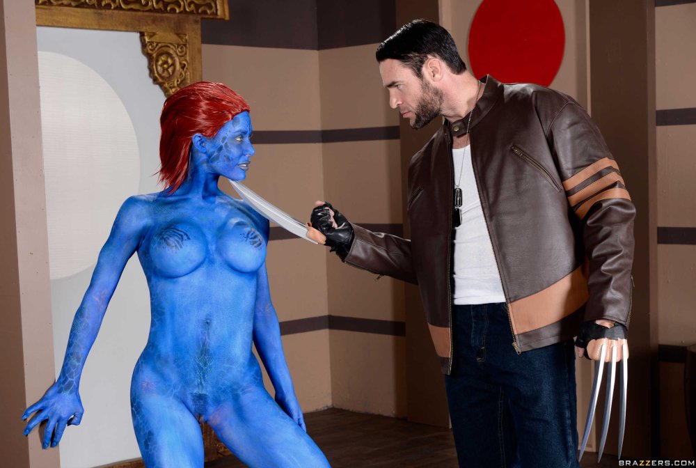 Beautiful porn actresses Nicole Aniston