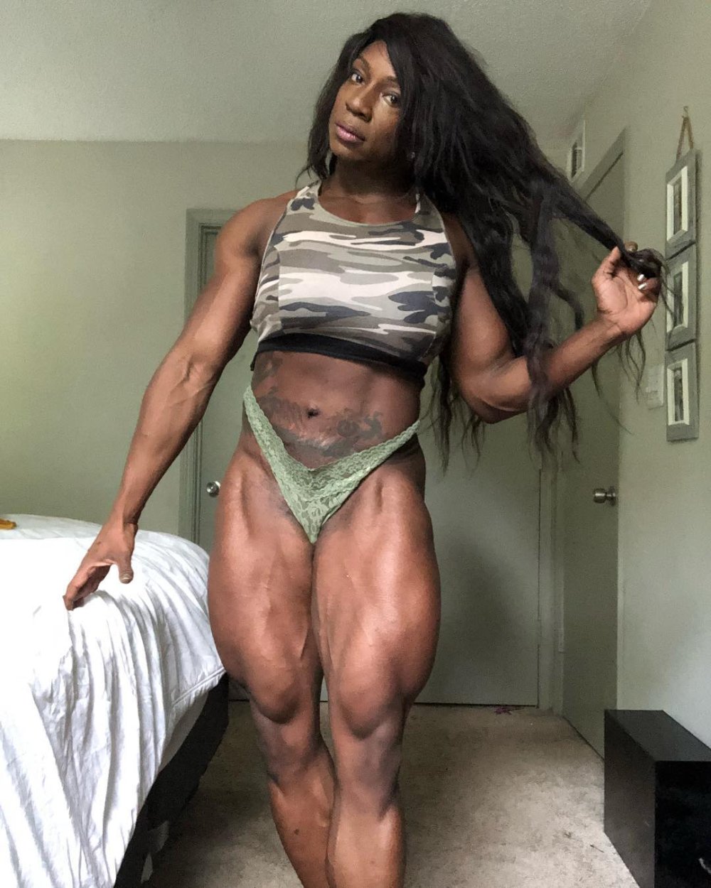 Harlow Harrison Plahi Naked