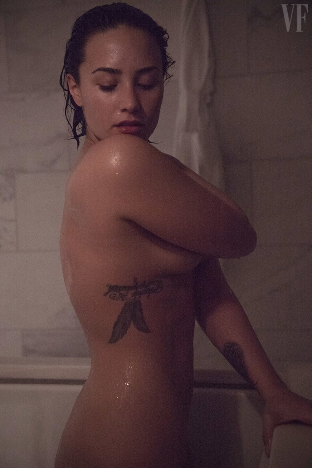 Demi Lovato Naked Fake