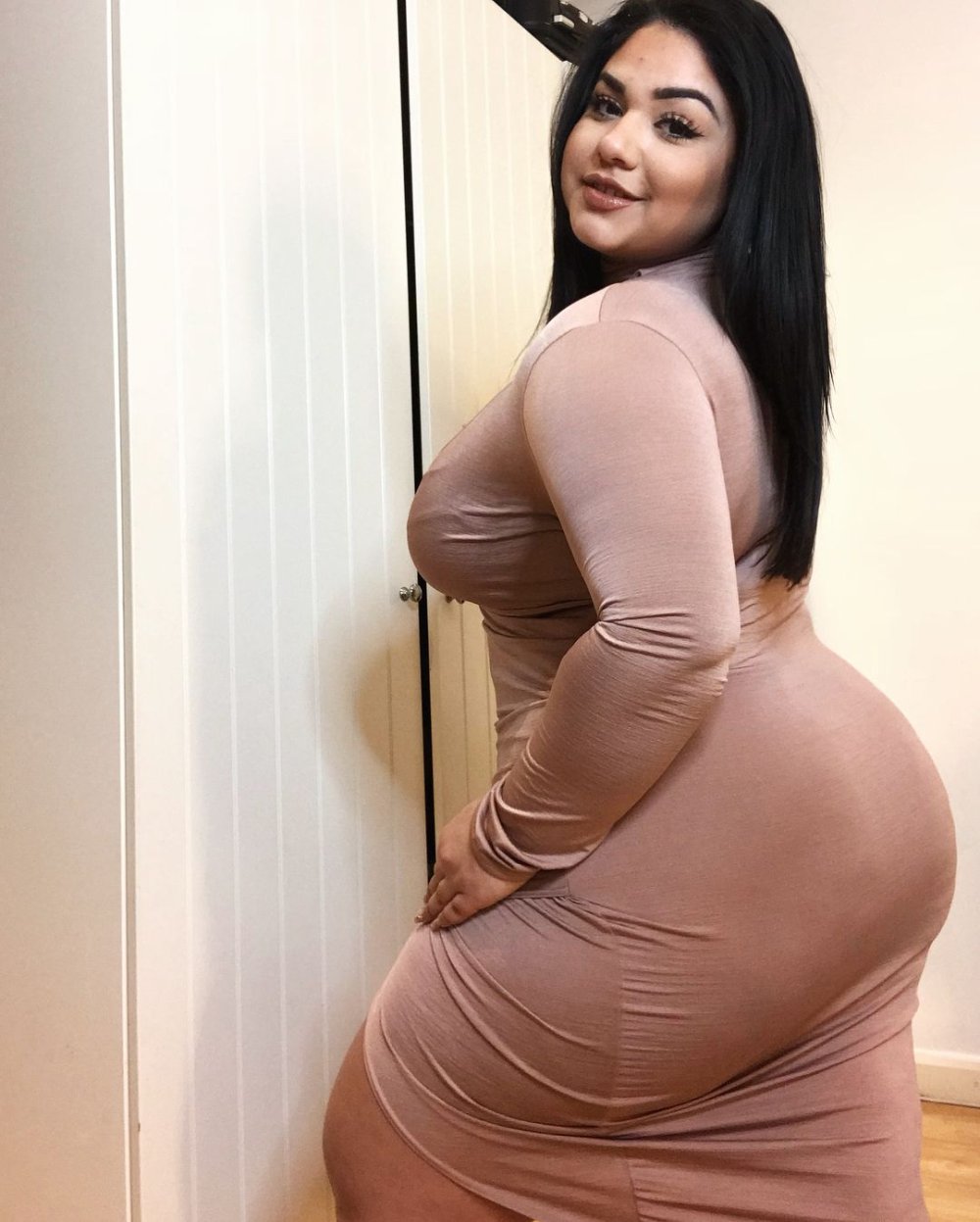 Diana Sirokai with friends