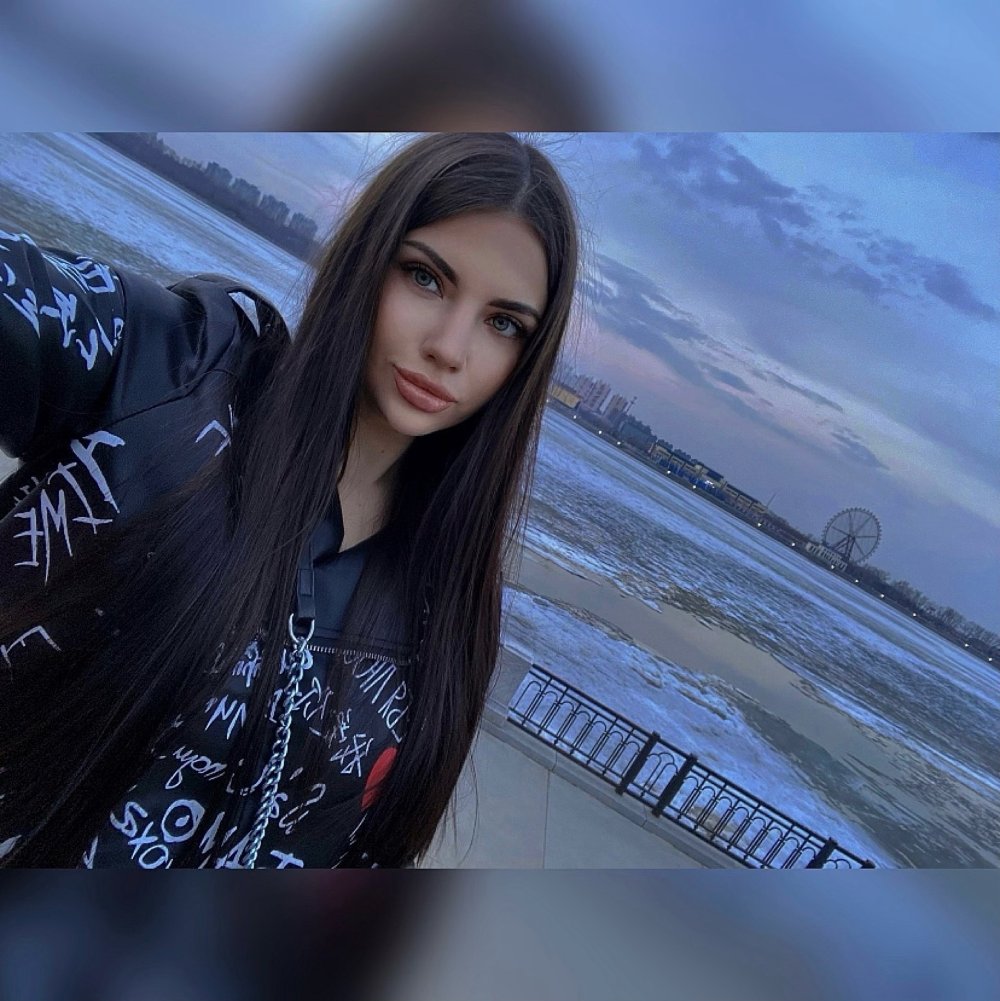 Oksana Karacheva fashion model