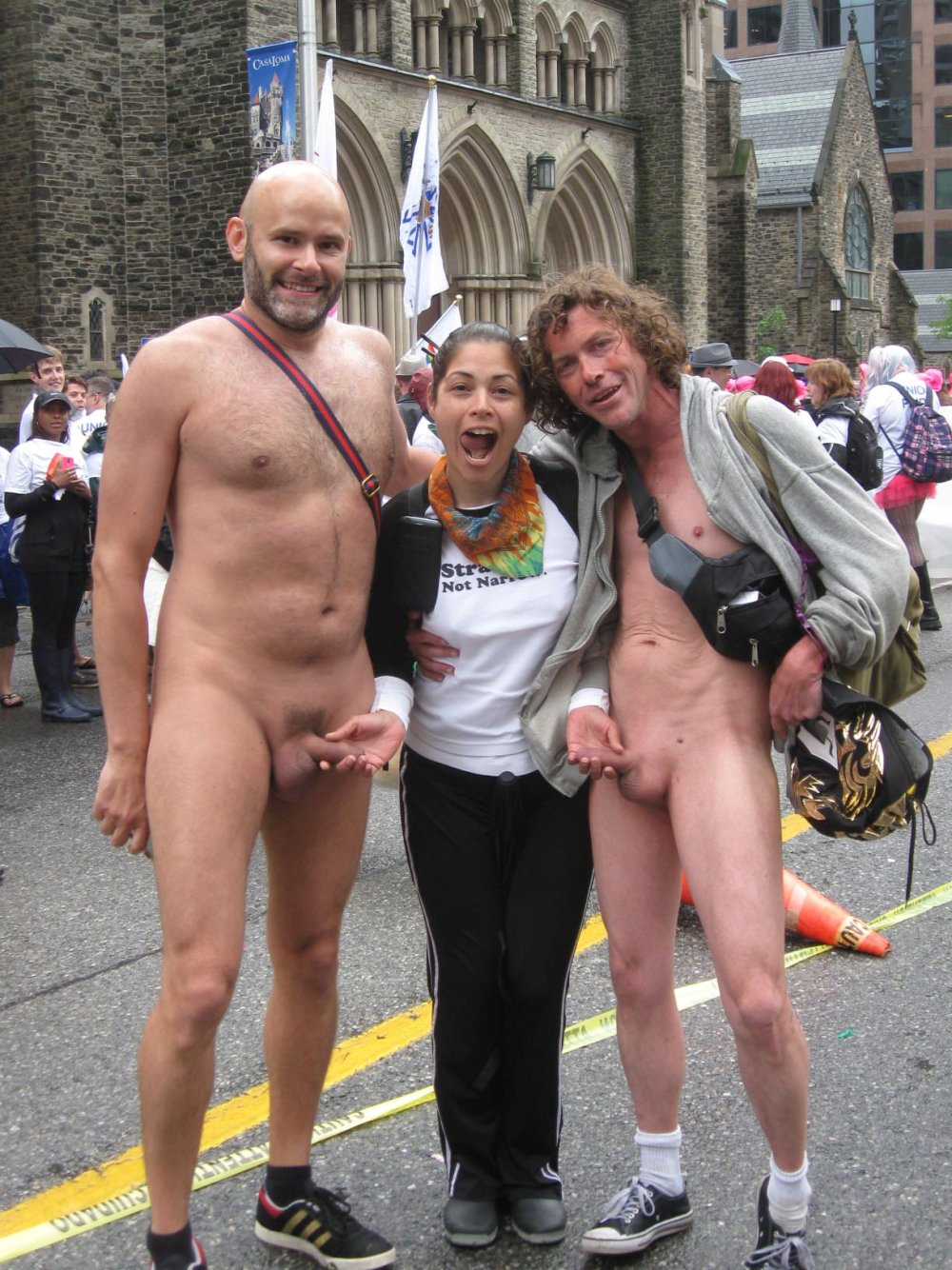 Men's members in public