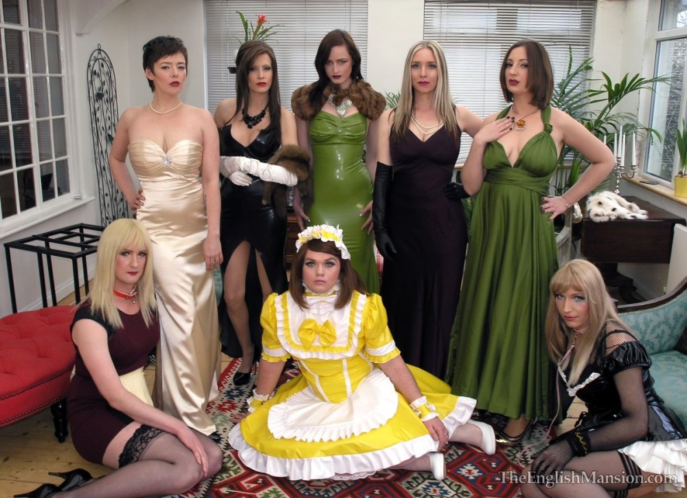 English Mansion Mistress Nikki Fuck