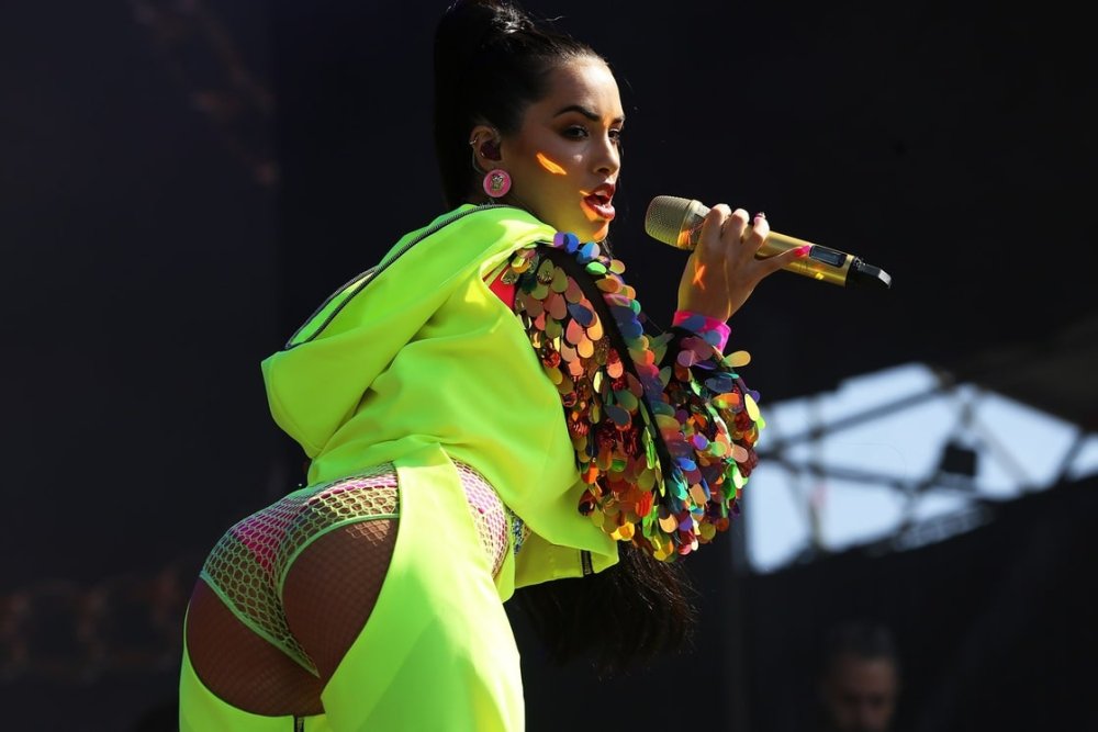 Esther Esposito in underwear