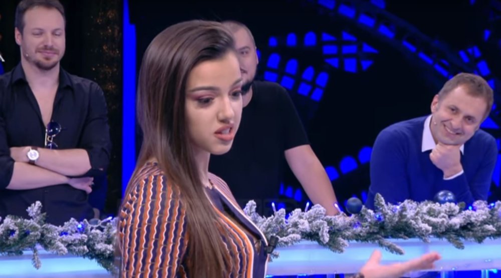 Rashel Kolanchi 18 + photo