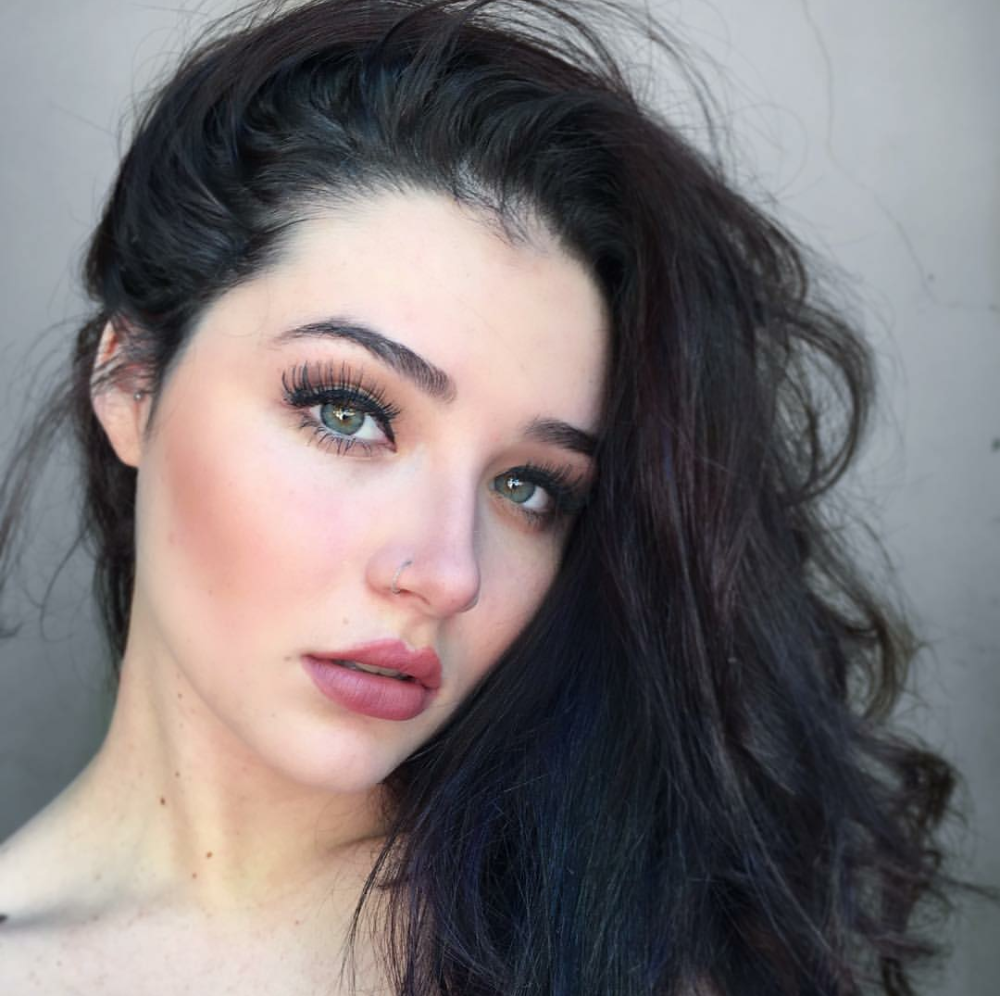 Michelle Alves Black Kare