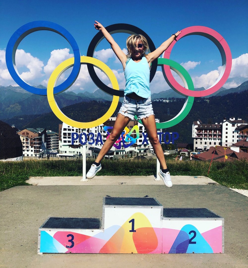 Instagram Lorina Sayutina Nail