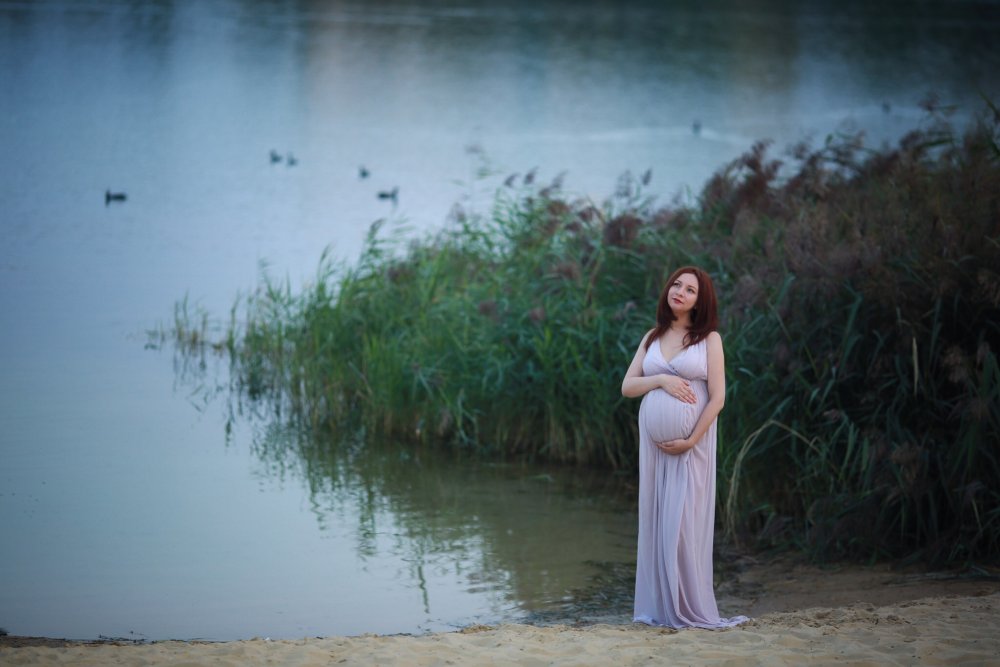 An hour before dawn, the series 2021