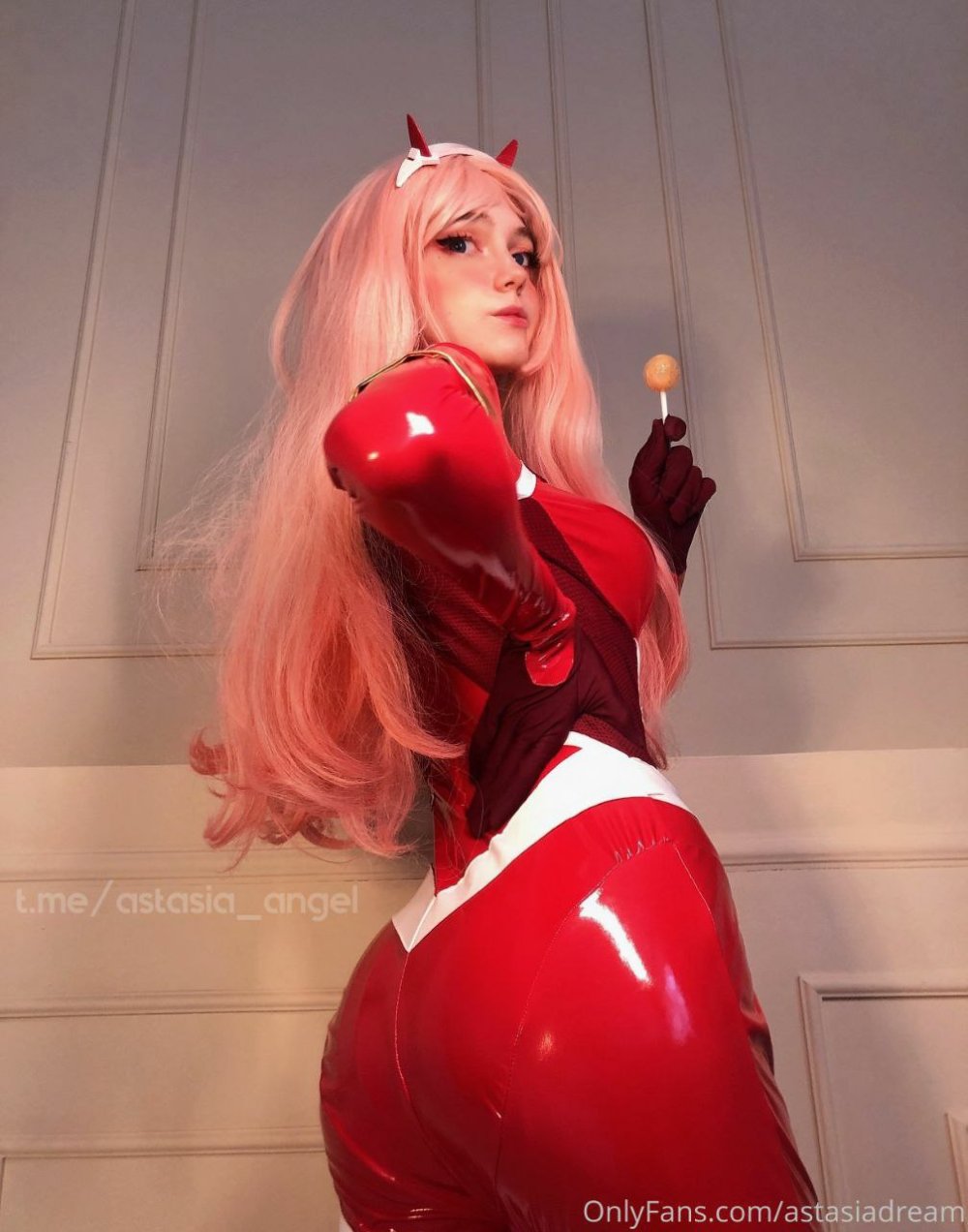 Gabriella Stuart Tits