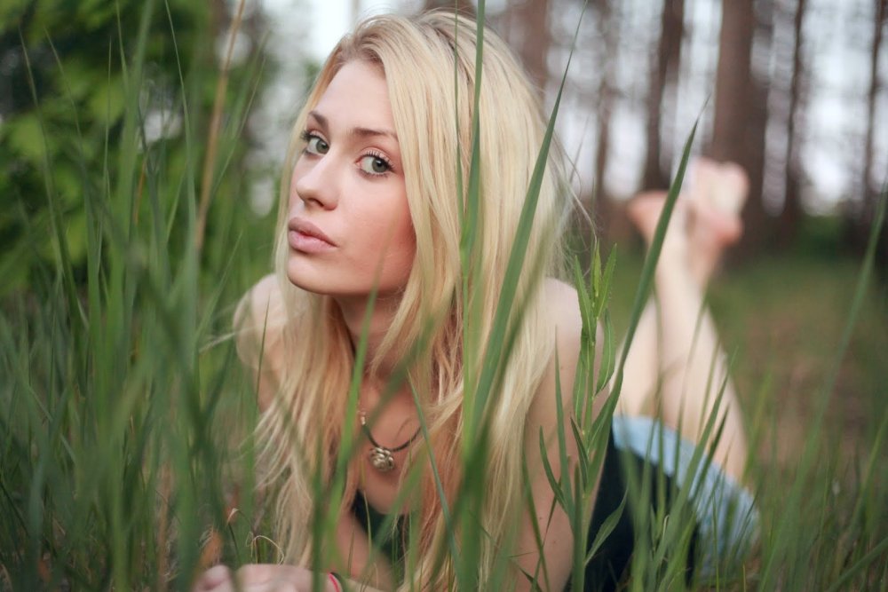 Annet Loginova Piono