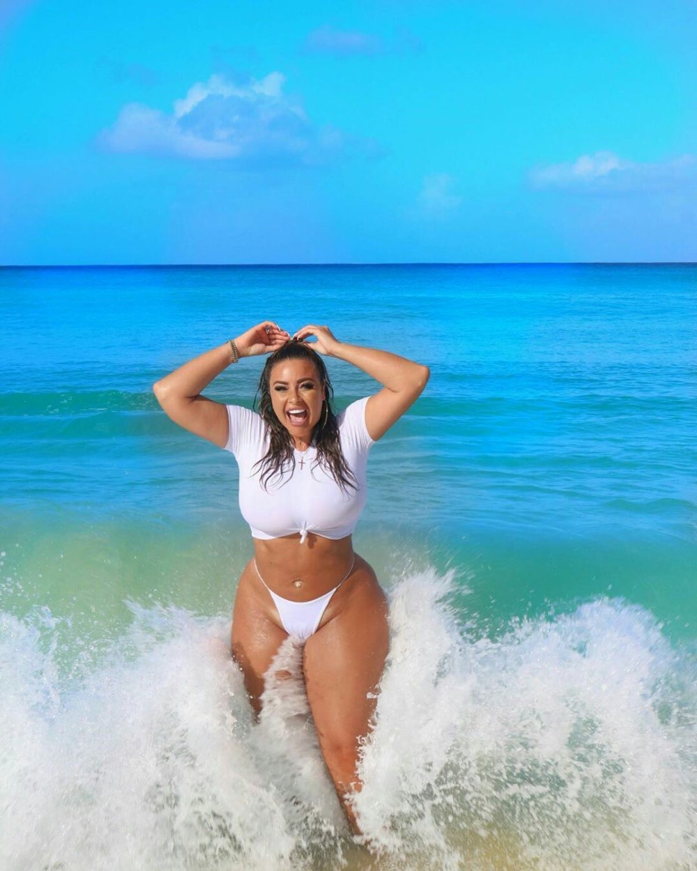 @Djhannahb Hannah in jeans