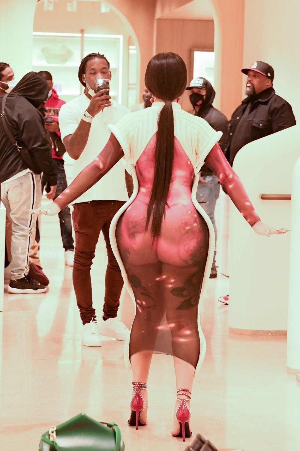 Cardi Bi Anaconda