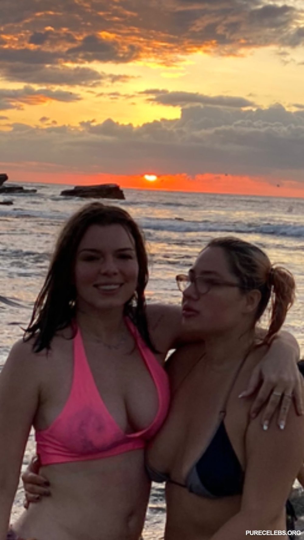 Julia Fox Masturbation