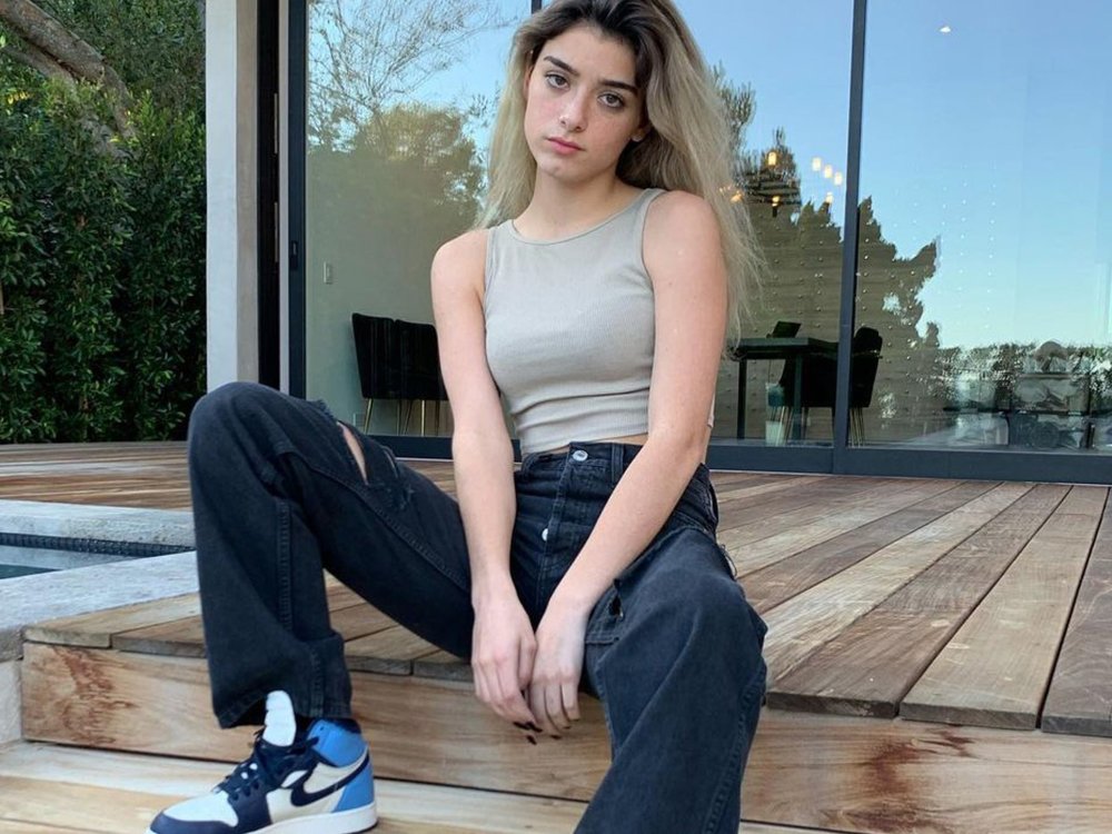 Charlie d’Amelio drain