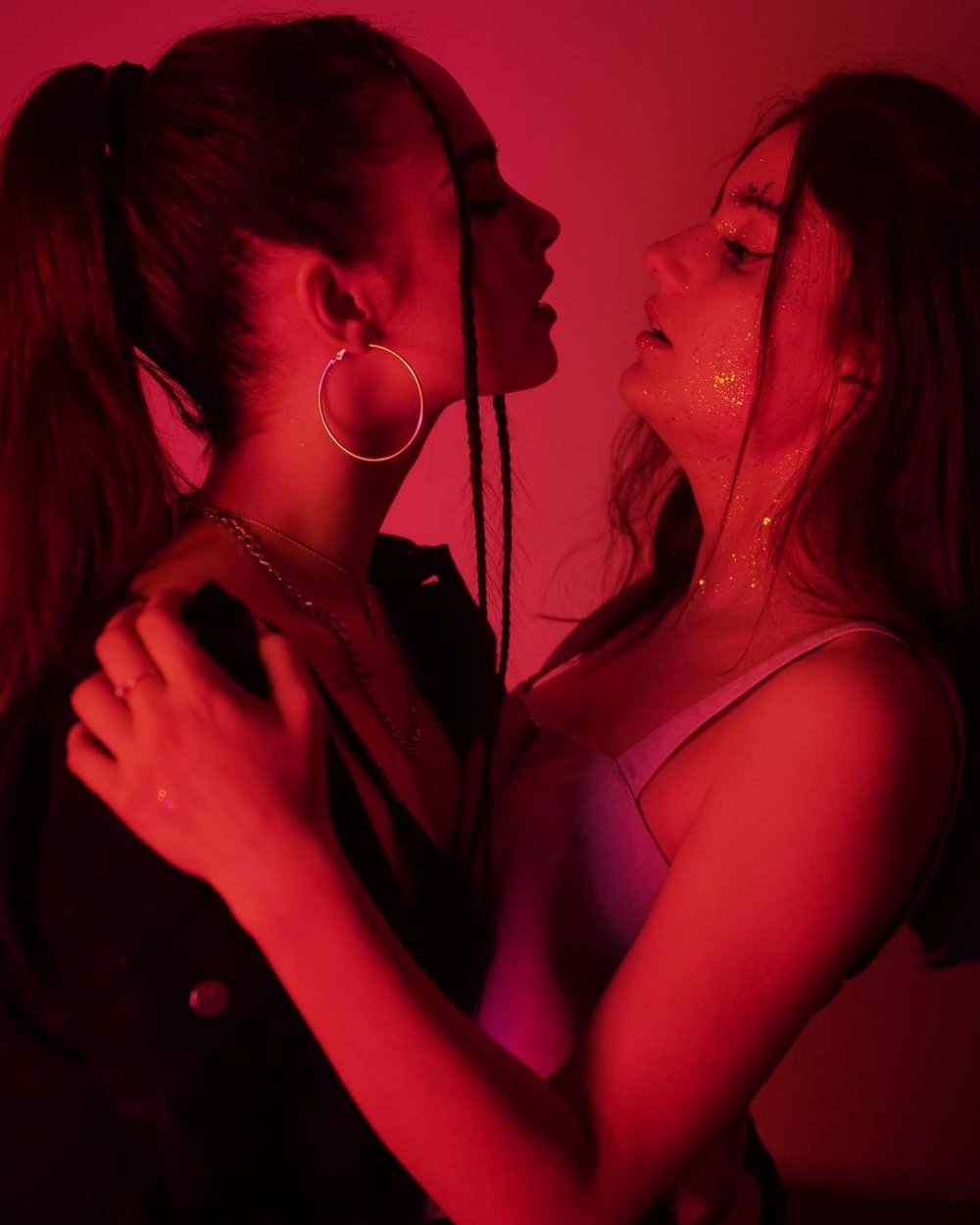 Phoenix Rya and Anastasia Shcheglova