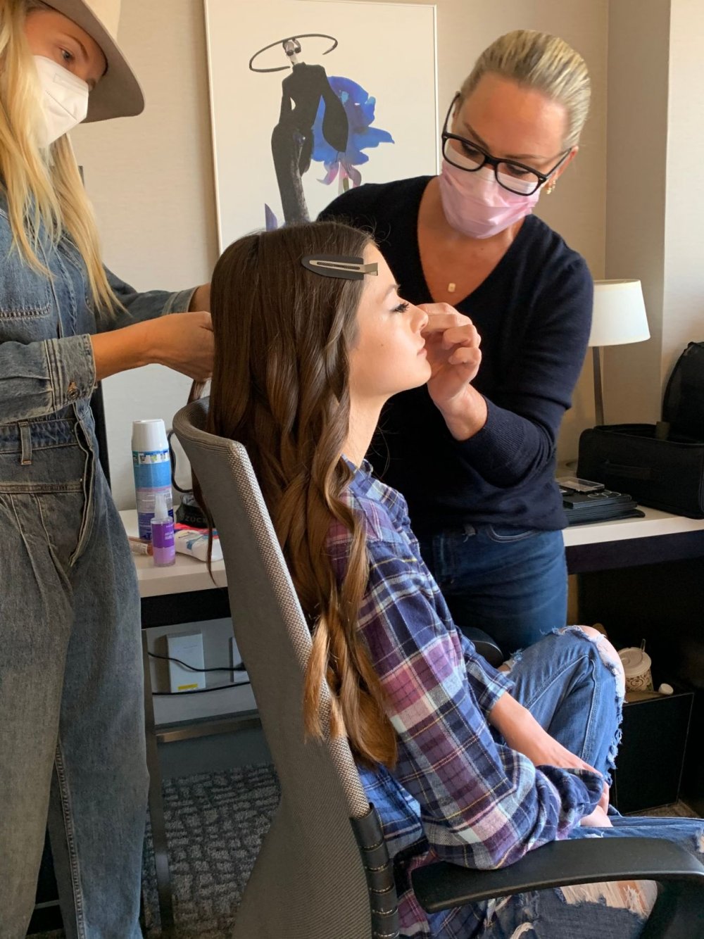 Mackenzie Foy studied right on the set