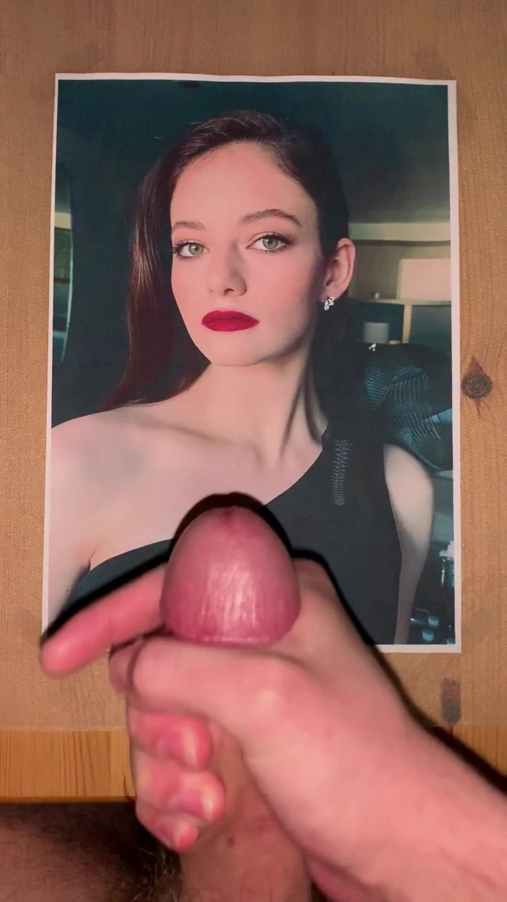 Mackenzie Foy pornography