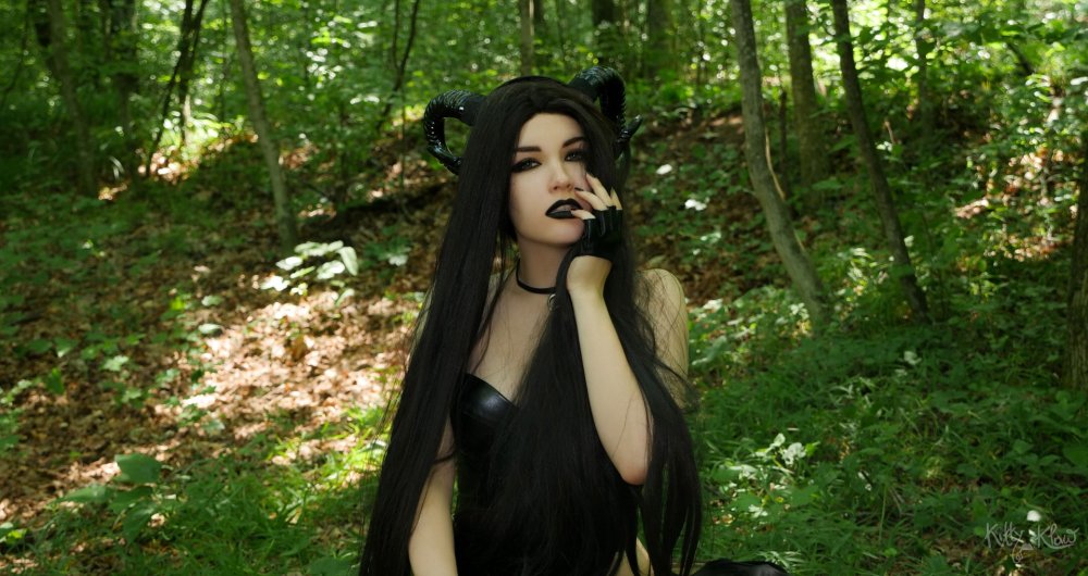 Patron ASMR Kittyklaw Plum