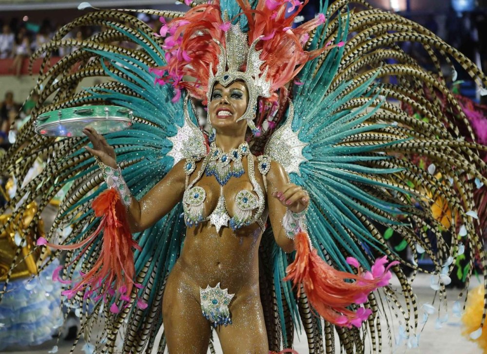 Carnival Rio de Janeiro costumes topless