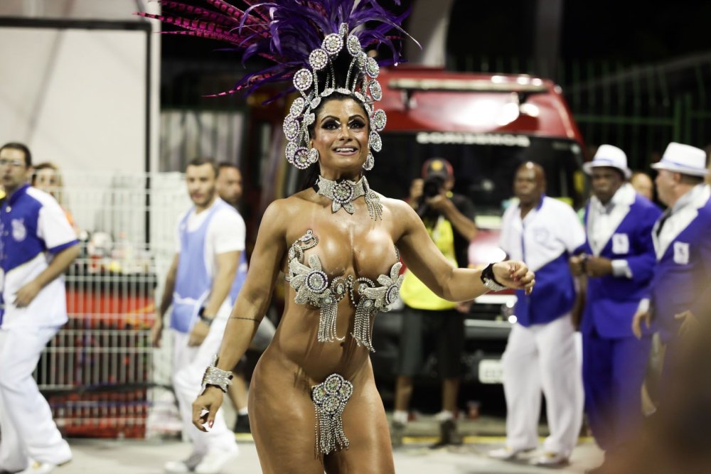 Brazilian carnival in rio de janeiro girls