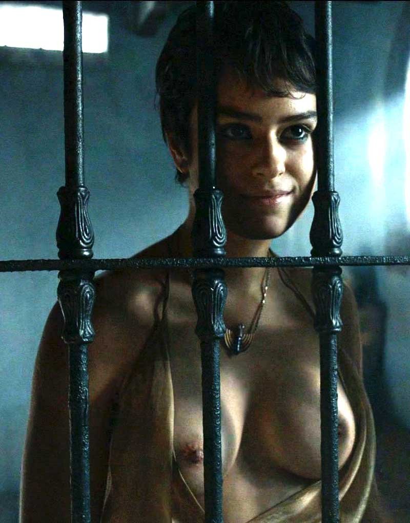 Scarlett Johansson Alexander Daddario Naked
