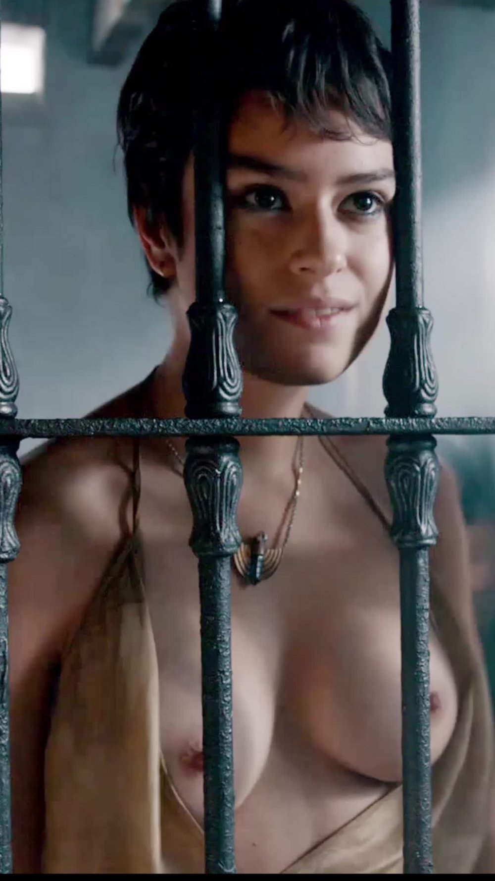 Naked Rozabell Laurenti