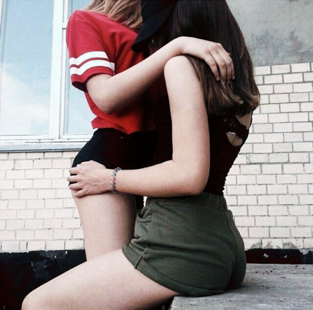 Love Lilah Mega