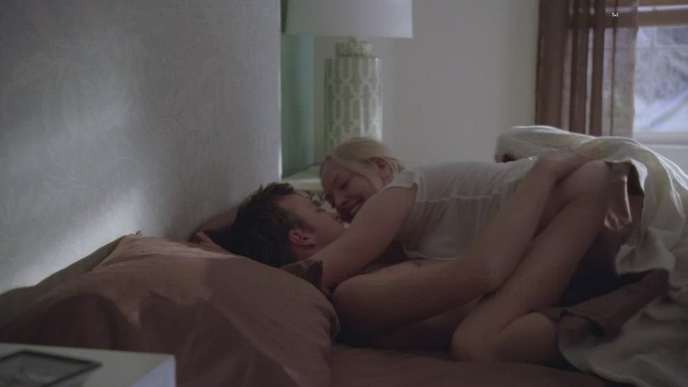 Amanda Seyfried Naked in bed