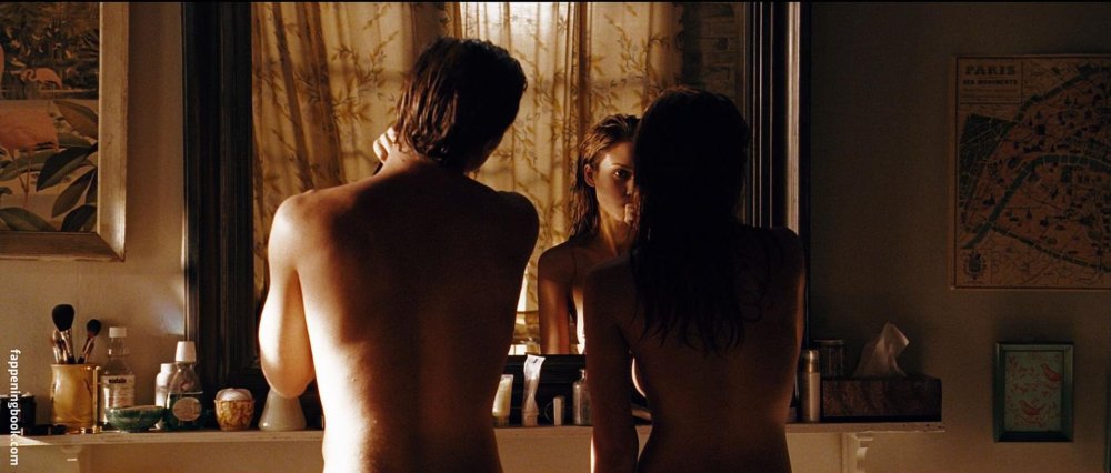 Jessica Alba Films Nude