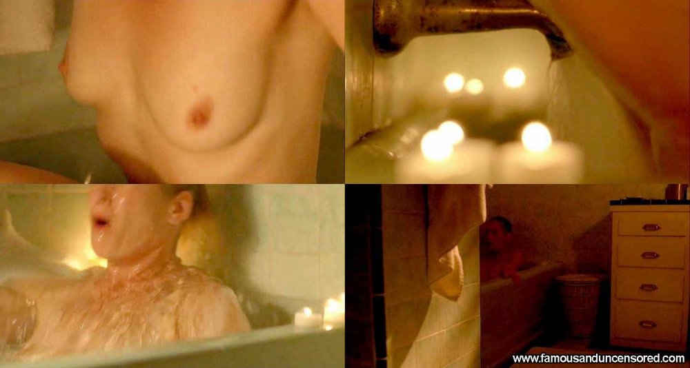 Hayden Panetteri Naked in the bathroom