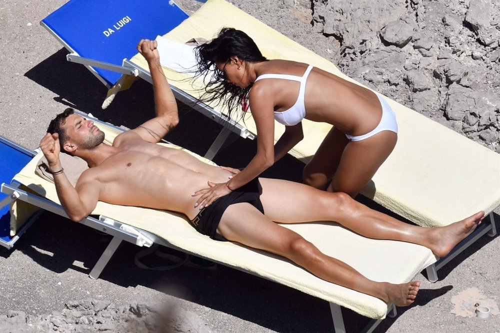 Nicole Sherzinger photo nude