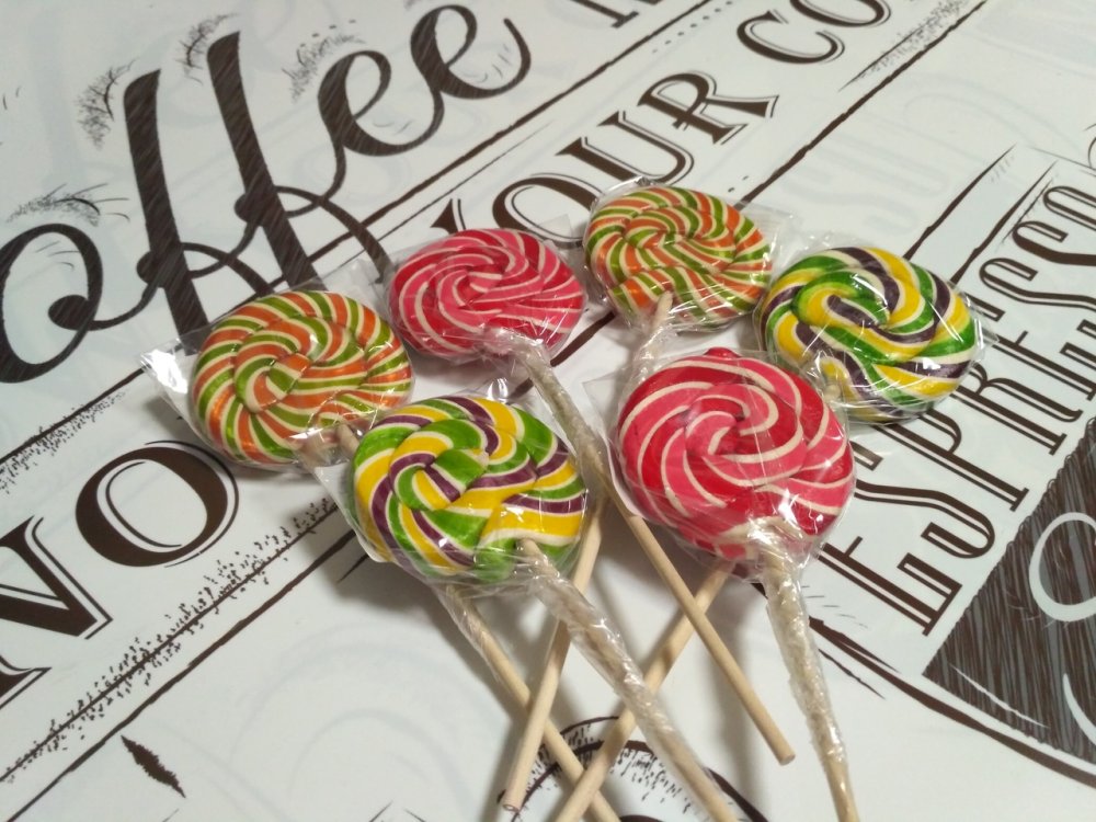 Caramel Lolly Rabbit with Assorted Tattoo 5g 1/30