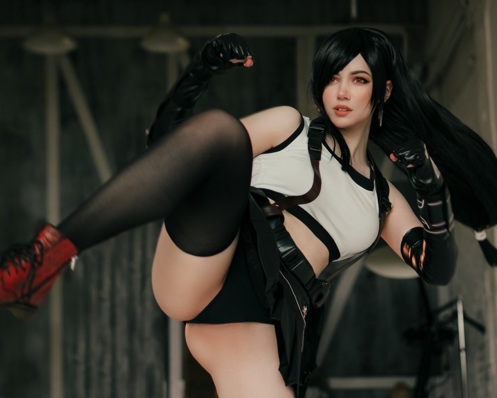 Alina Becker cosplay naked