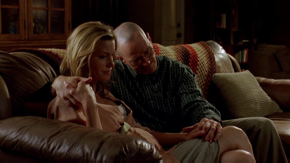 Skyler Walter and Jesse in bed