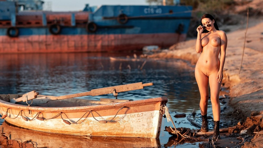 Slaughter pictures in the genre of nude